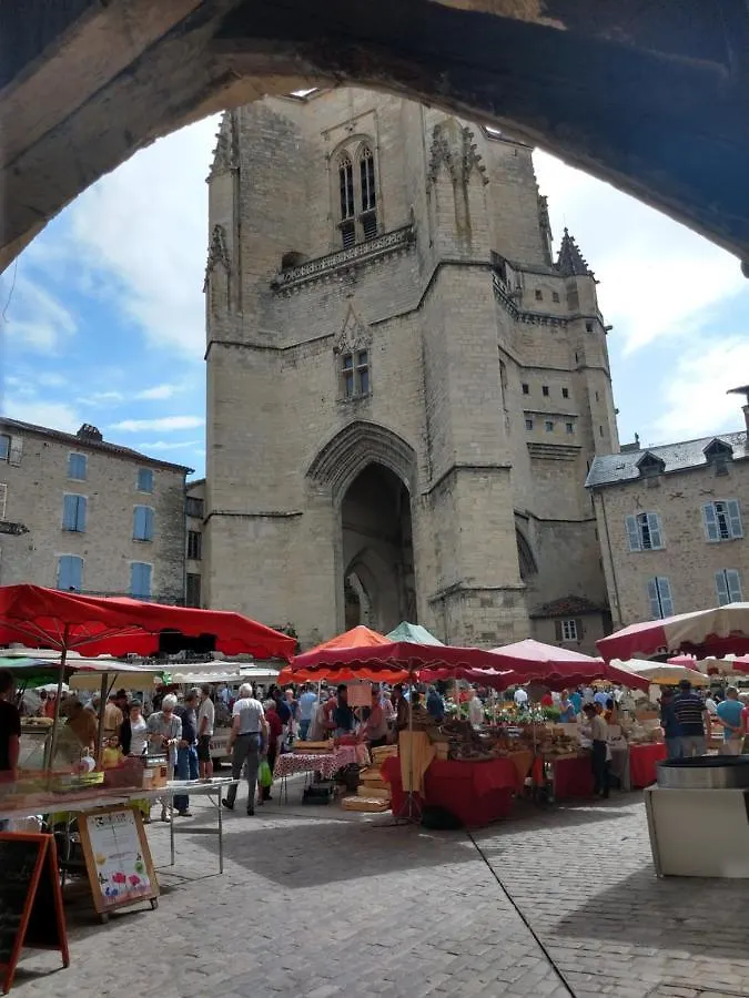 Lezard Vacances Luxe Safaritentent Met Prive Badkamer En Zwembad Morlhon-le-Haut Francja