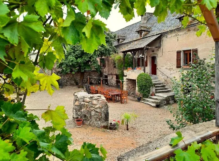 Lezard Vacances Luxe Safaritentent Met Prive Badkamer En Zwembad Morlhon-le-Haut